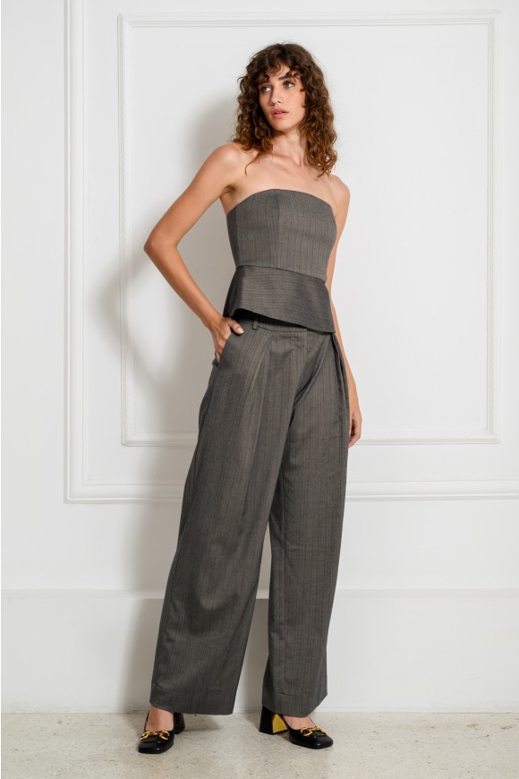 PANTS WITH PLEATS AS SEEN